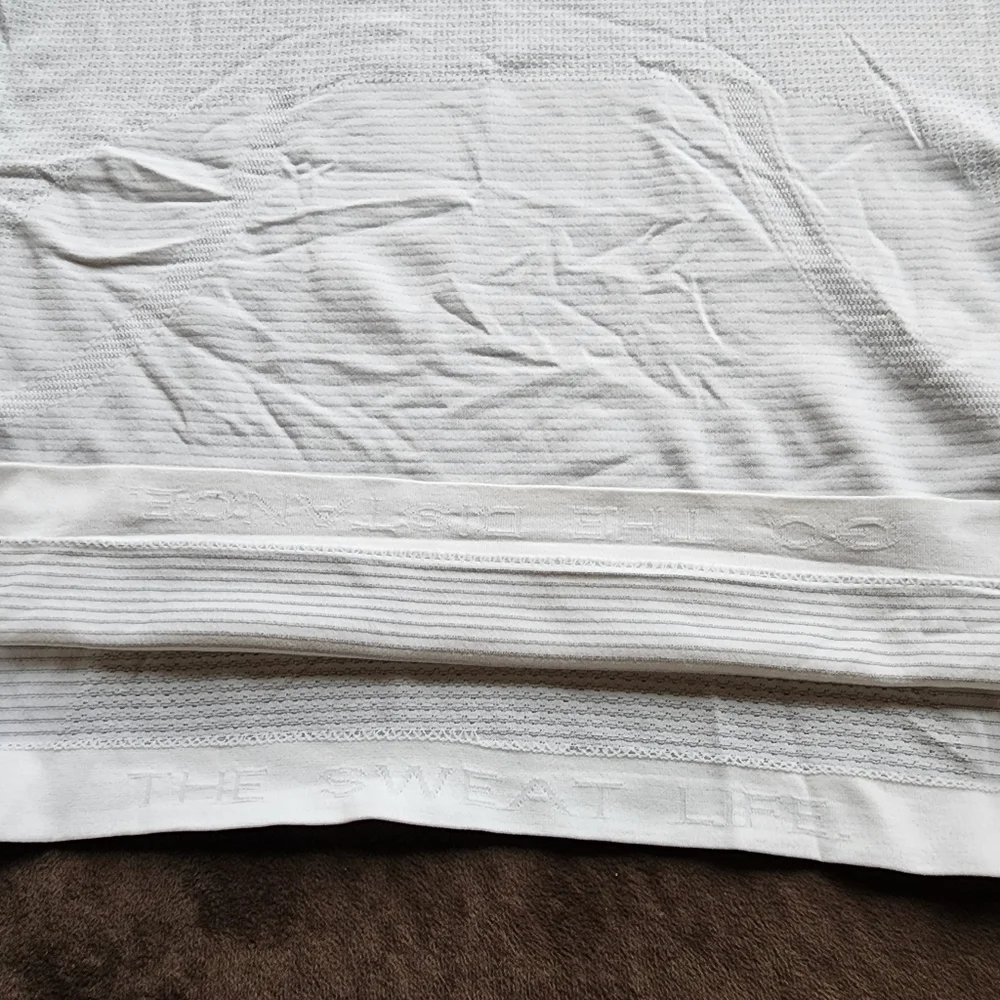 Lululemon Swiftly tank top - Picture 6 of 7